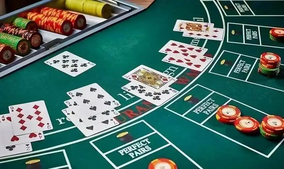 ibetcasino ငါးပစ်ဂိမ်း မြင်ကွင်း – ငါး၊ ဘောင်းဘီနှင့် လက်နက်အမျိုးမျိုးပါသော underwater ဂိမ်းကွင်း